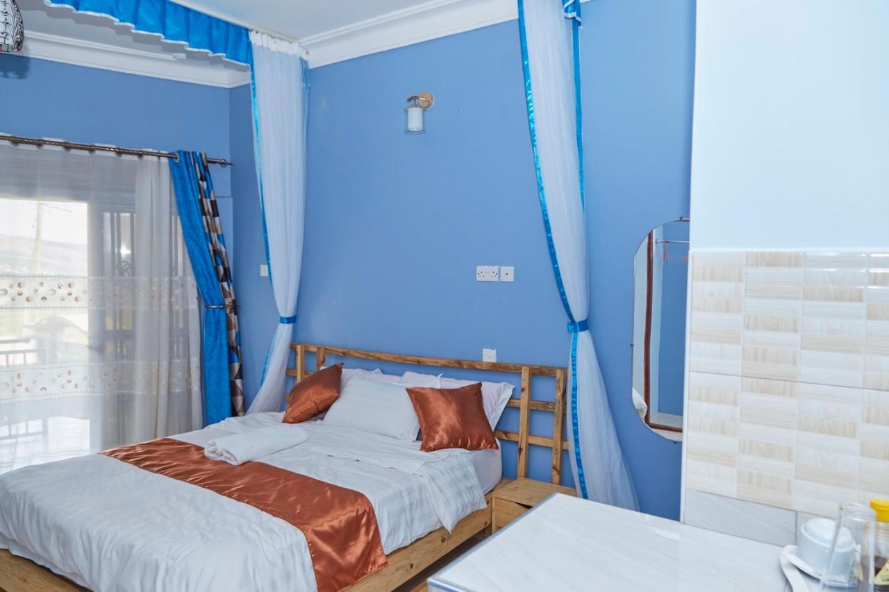 Westway Luxury Suites Mbarara Ngoại thất bức ảnh