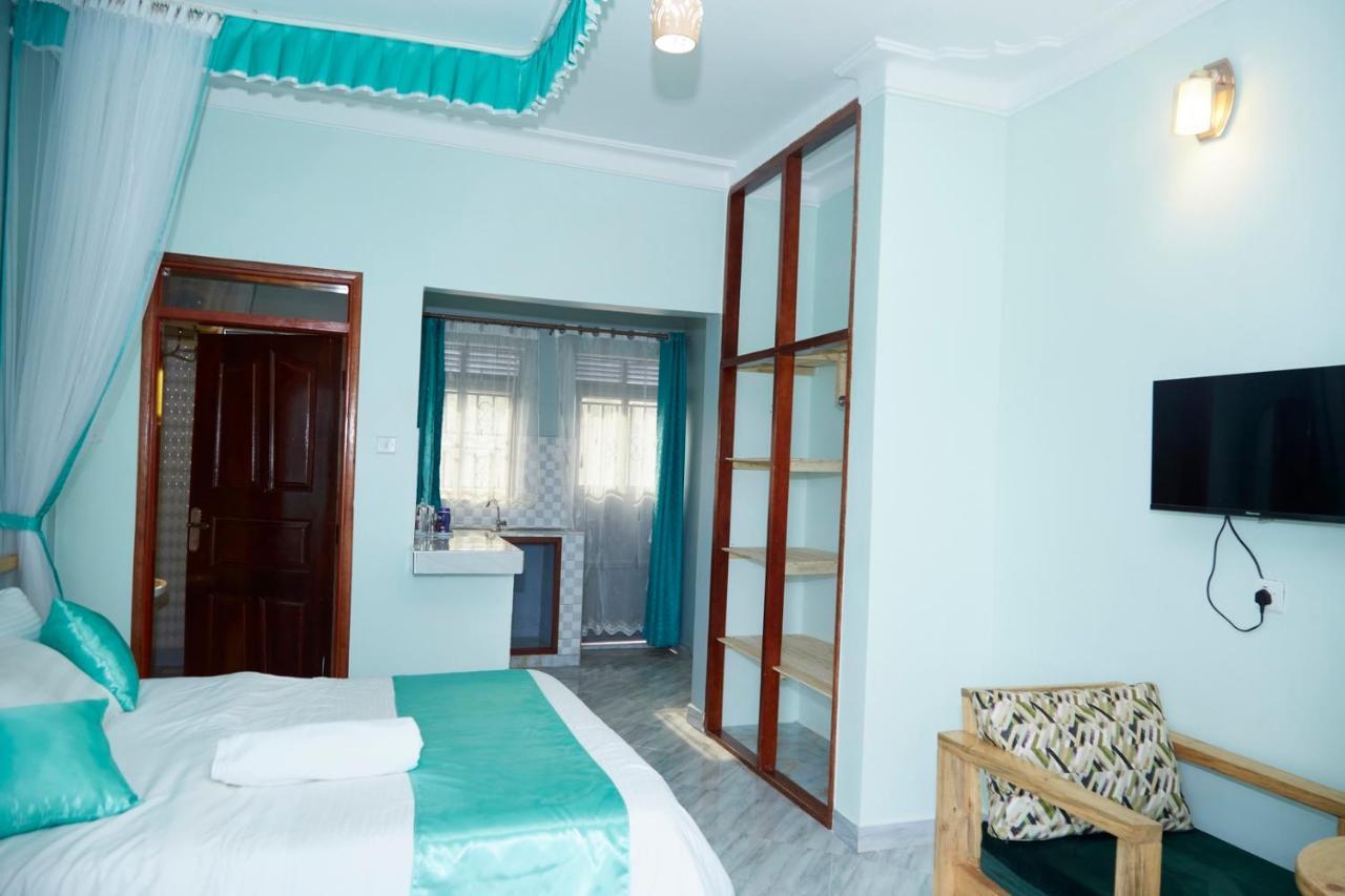 Westway Luxury Suites Mbarara Ngoại thất bức ảnh