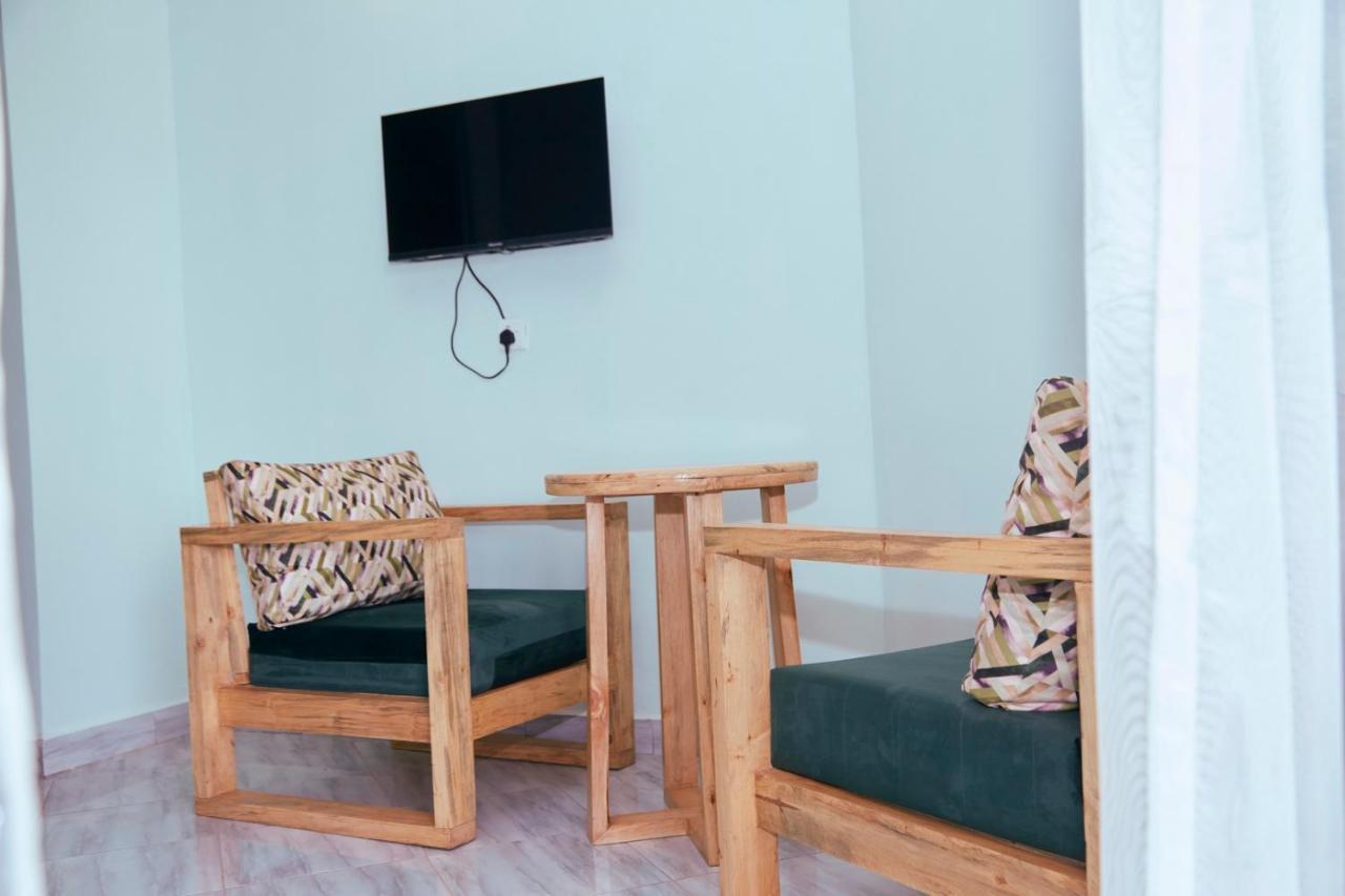 Westway Luxury Suites Mbarara Ngoại thất bức ảnh